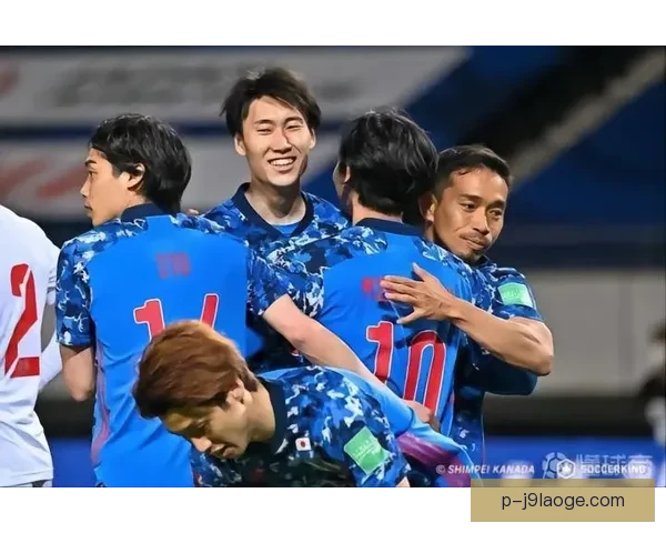 巴尔韦德对阵巴黎圣日耳曼欧联杯回暖信号深度解读战术状态与球队走向前瞻 巴尔韦德对阵巴黎圣日耳曼欧联杯回暖信号深度解读战术状态与球队走向前瞻